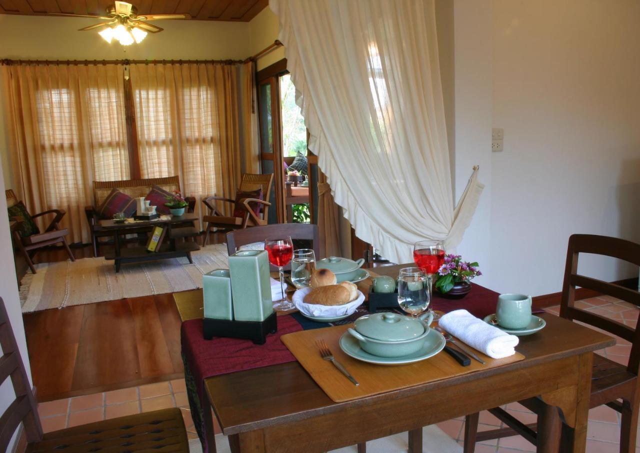 Palm Spa Village Resort Mae Rim Exteriör bild